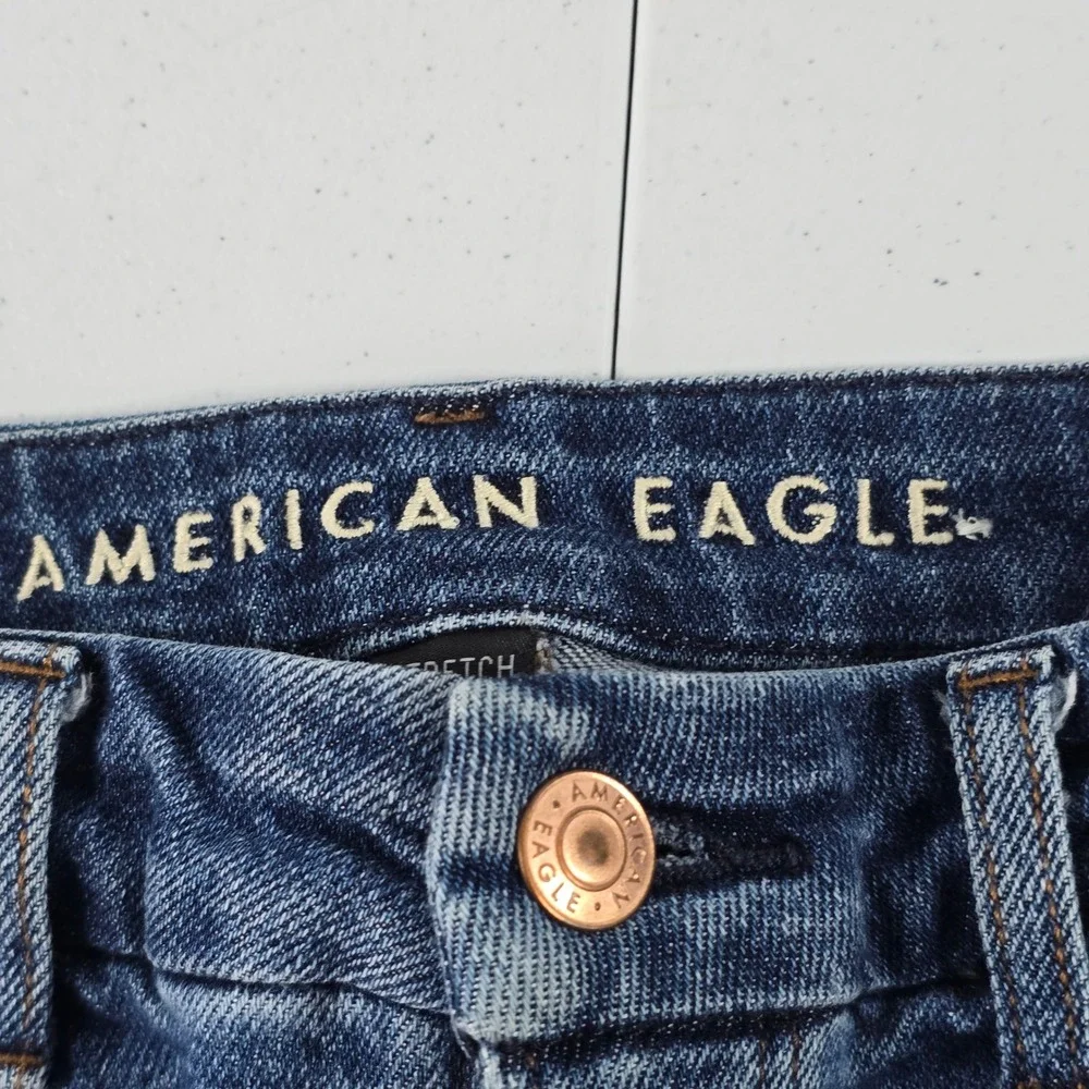 American‎ Eagle Curvy Mom Jeans Womens 0 Short Distressed Blue High Rise